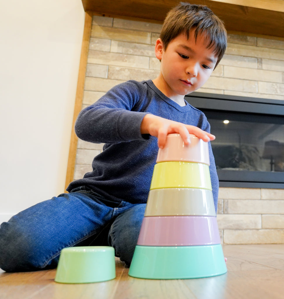 Stacking & Nesting Containers with Silicone Lids - 12 pieces